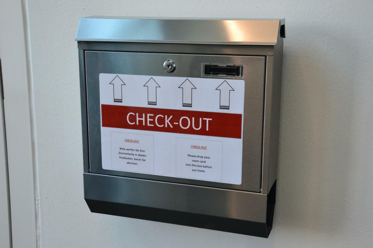 Tt-Rooms - Kontaktlos Mit Self Check-In I Free Parking Graz Exterior foto