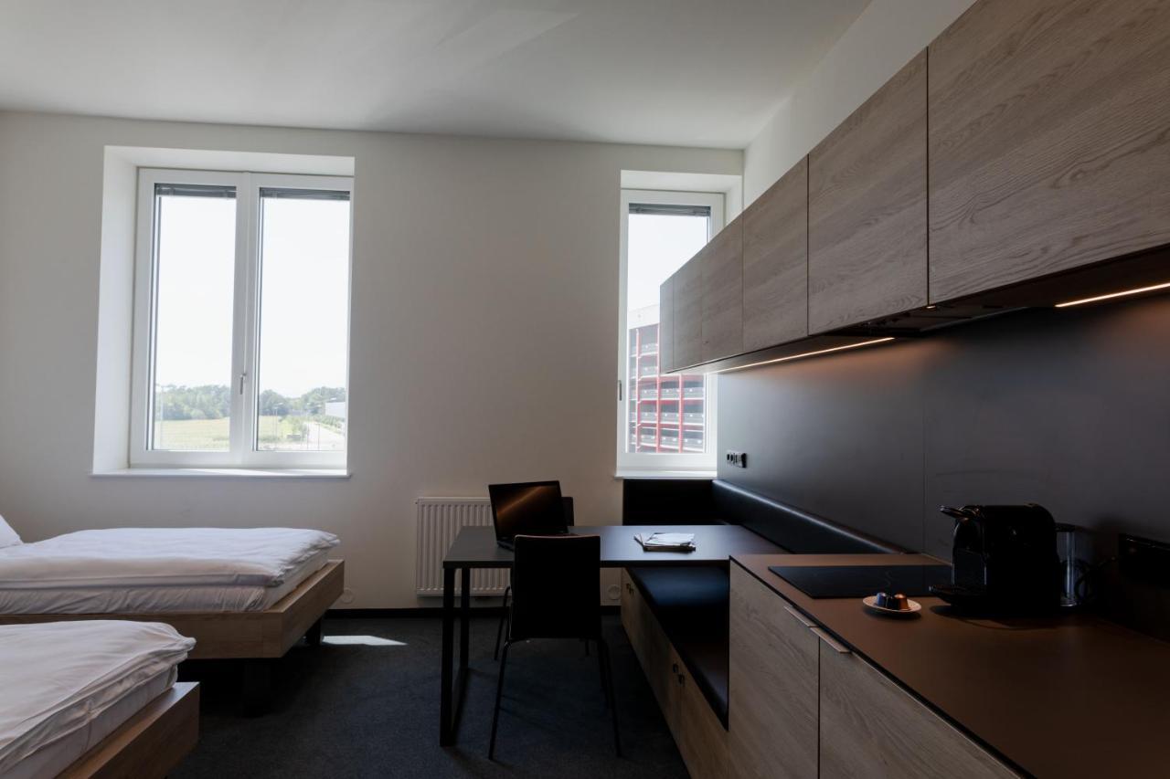 Tt-Rooms - Kontaktlos Mit Self Check-In I Free Parking Graz Exterior foto